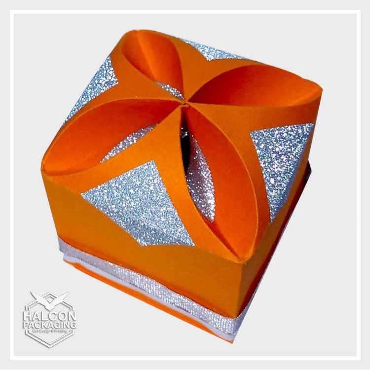 Flower-Shaped-Top-Closure-Boxes3